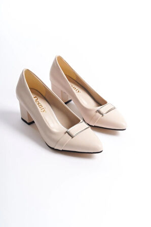 Kadın Verta Krem Deri 6 Cm Kalın Topuklu Toka Deyatlı Hafif Sivri Burunlu Klasık Ayakkabı