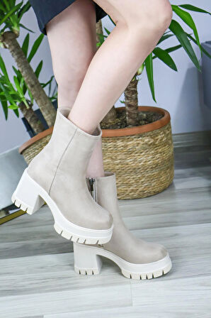 Kadın Leysi 8 Cm Platformlu Topuklu Fermuarlı Bot  Bej Süet