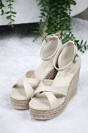 Kadın Çapraz Bantlı Dolgu Topuklu (11cm) Ayakkabı Rahat Yüksek Topuklu 700  Krem