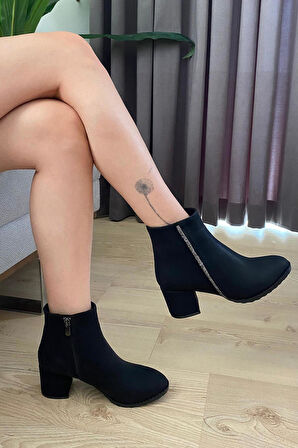 Kadın Trend Siyah Nubuk Yandan Taşlı ( 6 cm ) Topuklu Oval Burun Bot