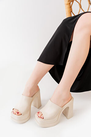 Kadın Geniş Bantlı (12cm) Ortapedik Platform Terlik  Krem