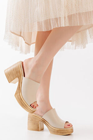 Kadın Ortopedik İç Taban Topuklu Terlik (9CM)  Krem