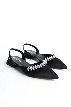 Kadın Best Siyah Saten Taşlı Arkası Açık Lastikli 2,5 Cm Kısa Blok Topuklu