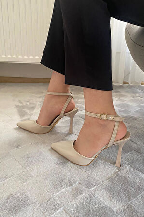 Kadın Persi Krem Rugan Bilekten Bağlamalı 10 cm İnce Topuklu Ayakkabı