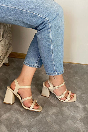 Kadın Fanci Krem Cilt Üç Tokalı  9 cm Kalın Topuklu Aykkabı