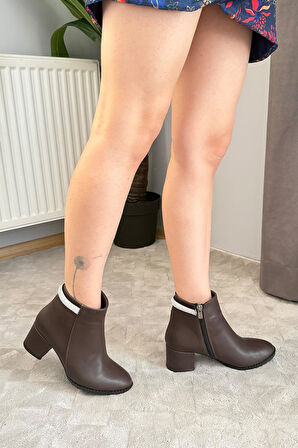 Kadın Trend Acı Kahve Arkadan Taşlı ( 6 cm ) Topuklu Oval Burun Bot