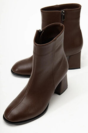 Kadın Marta Kahverengi Kalın Topuklu Yumurta  Burun Fermuarlı Bot