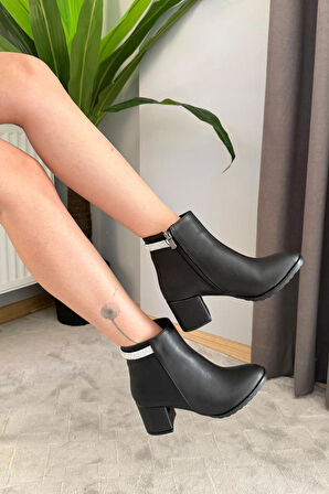 Kadın Trend Siyah Arkadan Taşlı ( 6 cm ) Topuklu Oval Burun Bot