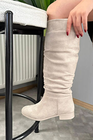 Kadın Mika Bej Süet Düz Taban Büzgülü Diz Altı Boy Çekme Çizme