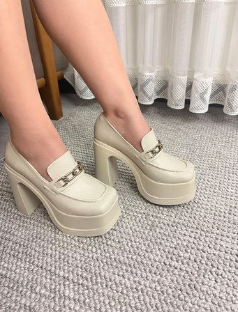 Kadın Mila Bej Kare Toka Loafer Model 12 cm Platform Topuklu Ayakkabı  