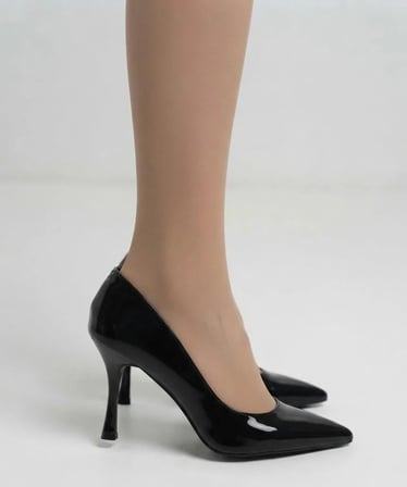 Kadın Vita Siyah Rugan Deri İnce Topuklu 9 Cm Stiletto  