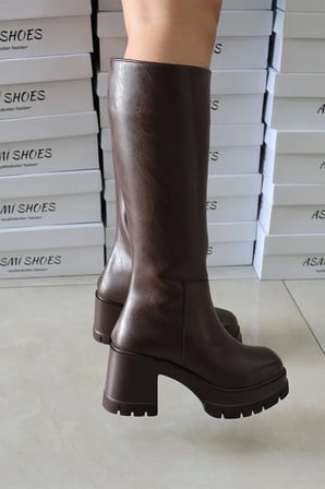 Kadın Fenni Deri Kahverengi 8 Cm Topuklu Yandan Fermuarlı Çizme  