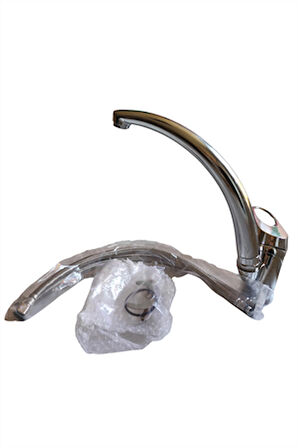 Kuğu Tipi Mutfak Evye Bataryası – Şık ve Dayanıklı Evye Musluğu, Parlak Krom Kaplama