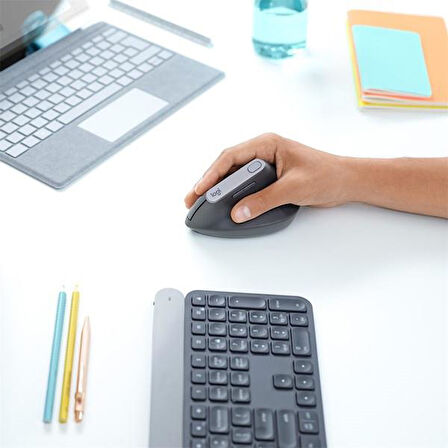 LOGITECH Mx Vertıcal Gelişmiş Ergonomik Mouse-Siyah 910-005448