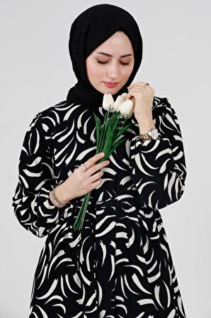 Lale Beli Kuşaklı Tesettür Elbise-Siyah