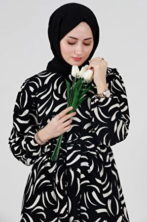 Lale Beli Kuşaklı Tesettür Elbise-Siyah