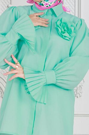 Gül Broşlu Kolu Fırfırlı Tunik-Yeşil