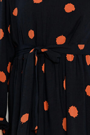 Puantiyeli Kuşaklı Eylül Elbise-Kahverengi