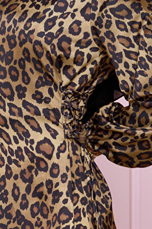 Yanı Bağcıklı Leopar Desenli Tesettür Abiye-Hardal