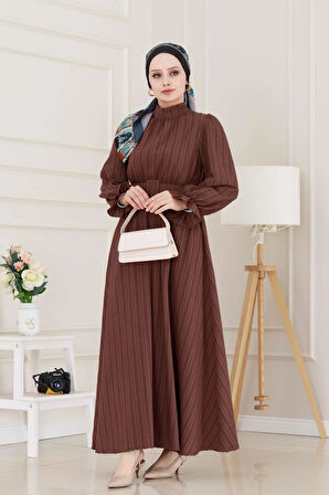 Kolu Volanlı Kemerli Henna Elbise-Kahverengi