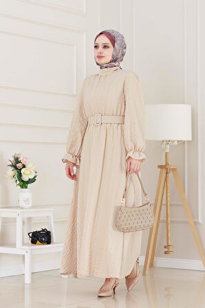 Kolu Volanlı Kemerli Henna Elbise-Bej