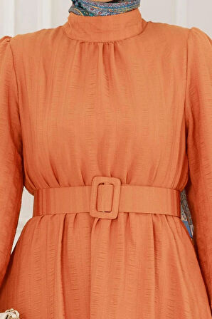 Kolu Volanlı Kemerli Henna Elbise-Turuncu