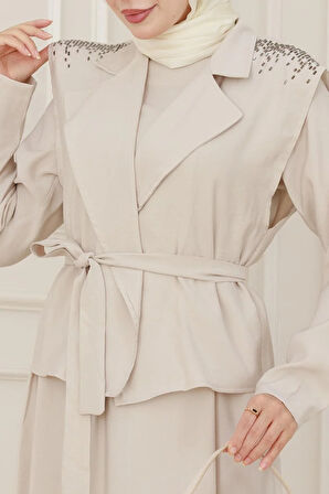 Yeleği Taş Detaylı Tensel Elbise-Bej