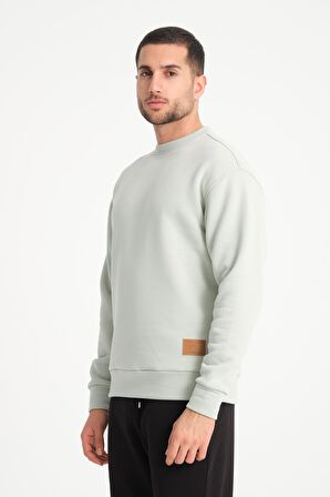 Buz Yeşili Bisiklet Yaka Basic Armalı Erkek Sweatshirt