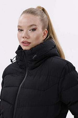 Kadın Kapüşonlu Polarlı Kürklü Su Geçirmez Rüzgara Dayanıklı Şişme Mont Kaban Parka