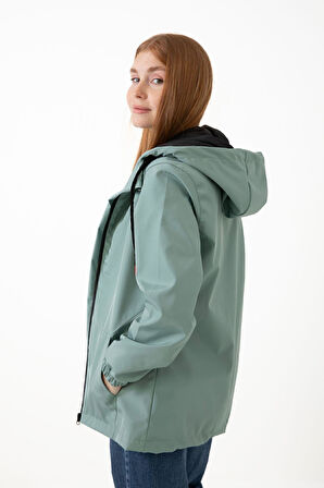 Spor Kadın Taş Içi Astarlı Su Geçirmez Ve Rüzgara Dayanıklı Kapüşonlu Cepli Yağmurluk - Rüzgarlık