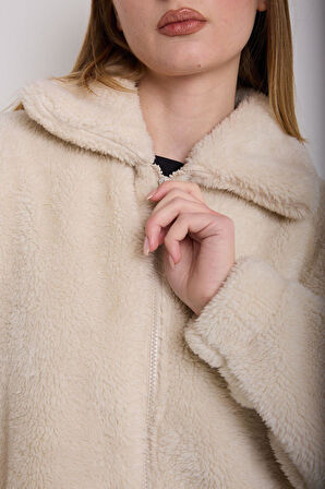 Spor Kadın Ekru Peluş Rüzgar Geçirmez Welsoft Çift Cepli  Mont Kaban