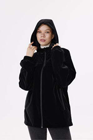 Kadın Kapüşonlu Nova Kumaş Hafif ve Dayanıklı Şık Mevsimlik Su ve Rüzgar Geçirmez Yağmurluk