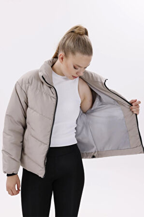 Kadın Dolgulu Puffer Mont - Yüksek Yaka, Suya dayanıklı