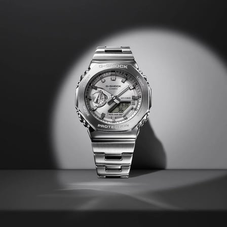 Casio GM-2110D-7ADR G-shock Erkek Kol Saati