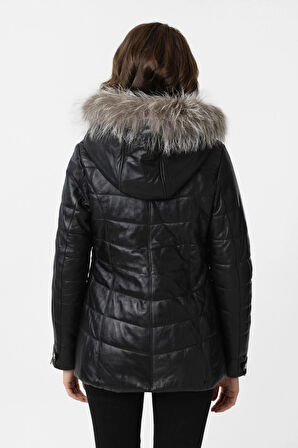 Siyah Serena Çıkabilir Kenarı Kürk Kapüşonlu İzolinli Fermuarlı Dar Kesim Kadın Hakiki Deri Kaban