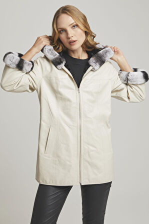 Bej Perla Geniş Kesim İçi Kumaş Çift taraflı Kapüşon ve Kol ağzı Kürklü Kadın Hakiki Deri Kaban