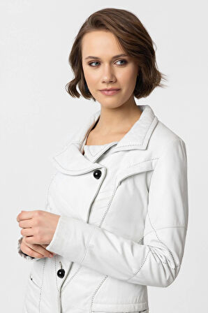 Beyaz Bella Elyaf Dolgulu Şal Yaka Düğmeli Kadın Deri Kaban