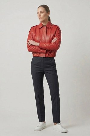Narçiçeği Hakiki Deri Oversize Crop Kemerli Omuz Apolet Detaylı Kadın Ceket