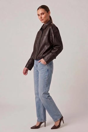Koyu Kahverengi Hakiki Deri Oversize Crop Kemerli Omuz Apolet Detaylı Kadın Ceket