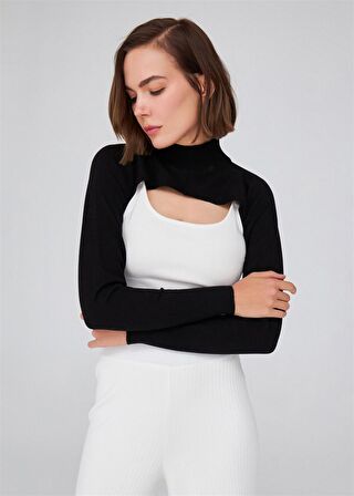 Peraluna Yarım Balıkçı Yaka Uzun Kollu Triko Omuzluk Siyah