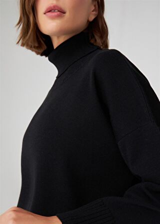 Peraluna Balıkçı Yaka Boğazlı Bol Kesim Kadın Triko Kazak Siyah