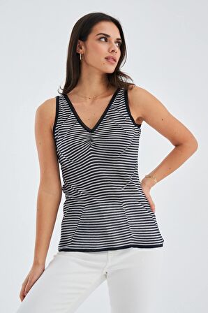 Peraluna İnce Çizgili V Yaka Kadın Triko Atlet Lacivert/Beyaz