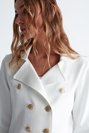 Styleboom X Peraluna KATHERINE BLAZER Çelik Örgü Klasik Kesim Düğmeli Blazer Kadın Triko Ceket Ekru