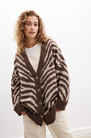 Peraluna ZEBRA CARDIGAN V Yaka Zebra Desen Organik Pamuk-Yün Karışım Geniş Kesim Kadın Triko Hırka - Kahve