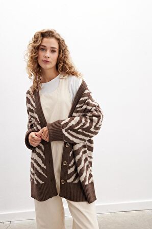 Peraluna ZEBRA CARDIGAN V Yaka Zebra Desen Organik Pamuk-Yün Karışım Geniş Kesim Kadın Triko Hırka - Kahve