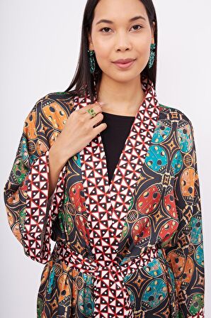 Peraluna LADYBUG SHORT KIMONO Uğur Böceği Baskılı 80 CM Kısa Saten Kadın Kimono - Çok Renkli