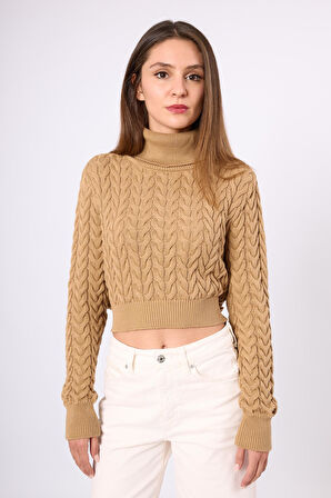 Peraluna Scarlett Saç Örgülü Krop Kesim Kadın Triko Kazak - Camel