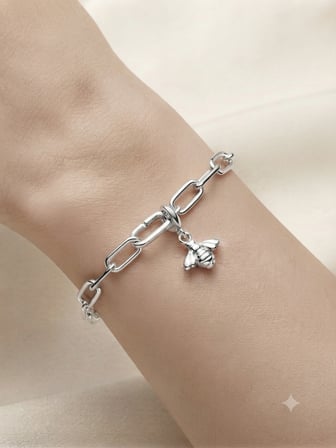 Kadın Böcek Model Mini Gümüş Charm