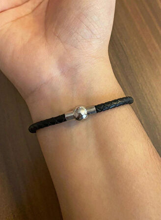Unisex Çivi Model Gümüş Detay Siyah Bileklik