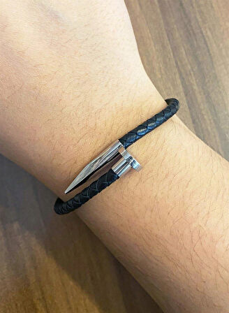 Unisex Çivi Model Gümüş Detay Siyah Bileklik